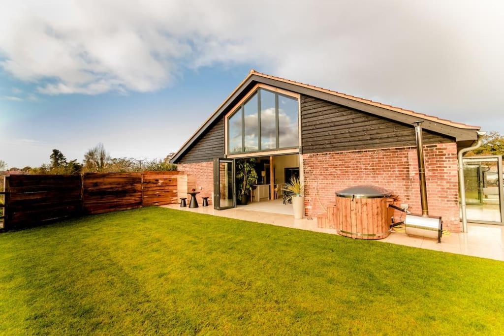 Beautiful Barn Conversion Close To The Broads Dilham 外观 照片
