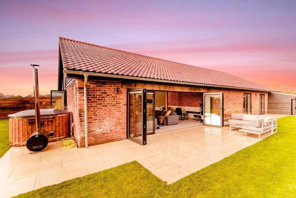 Beautiful Barn Conversion Close To The Broads Dilham 外观 照片