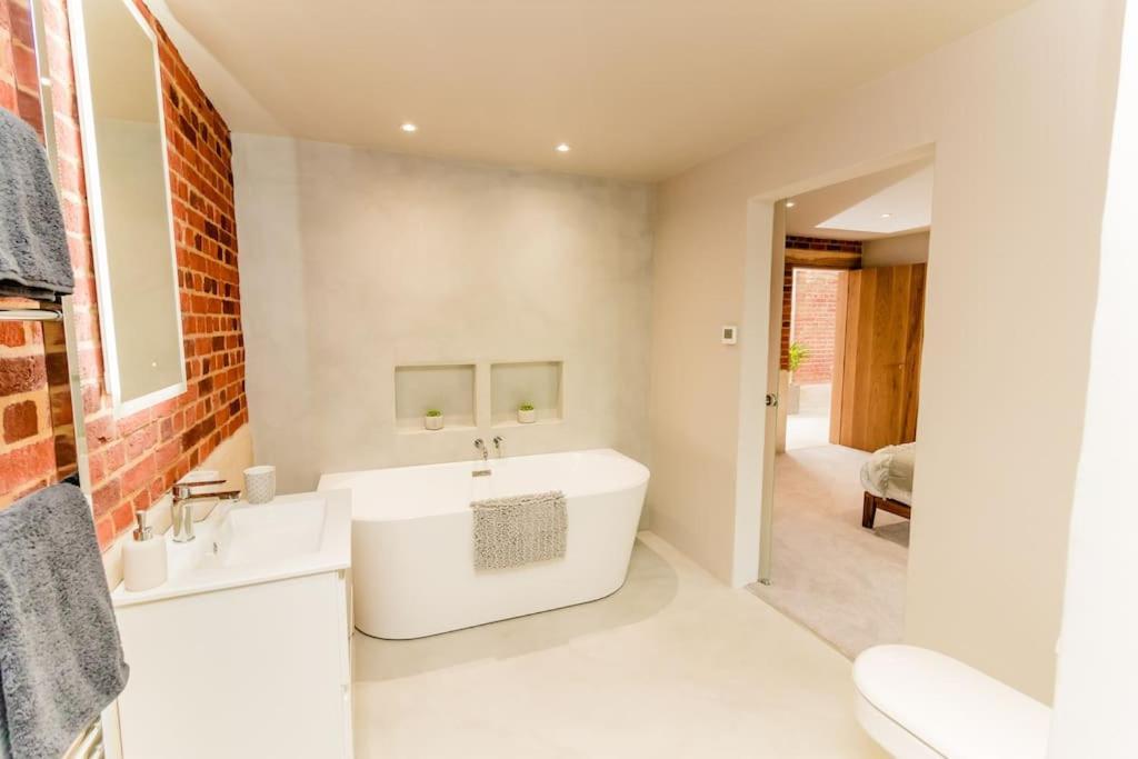 Beautiful Barn Conversion Close To The Broads Dilham 外观 照片