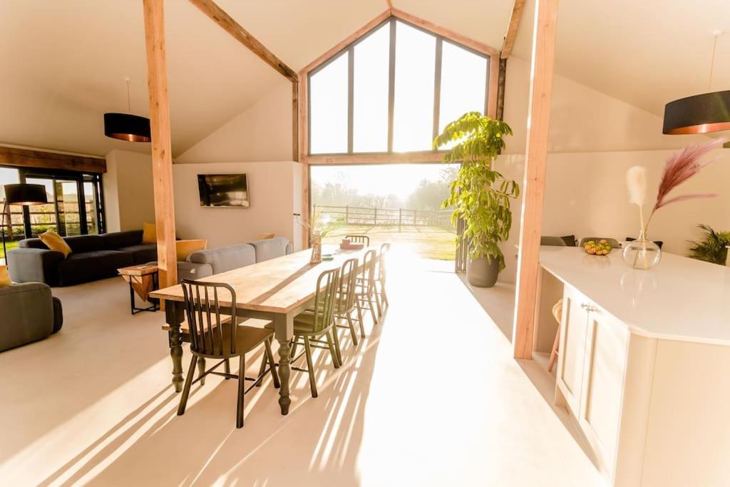 Beautiful Barn Conversion Close To The Broads Dilham 外观 照片